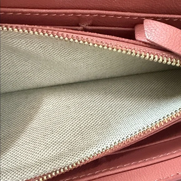 Jimmy Choo Pink Leather Wallet with Gold-Tone Hardware - Picture 11 of 11